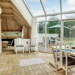Semesterbostad 4 Bedroom Lovely In *