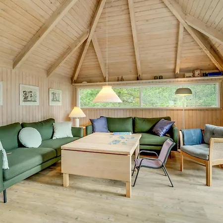 別荘 4 Bedroom Amazing Home In Fjerritslev *