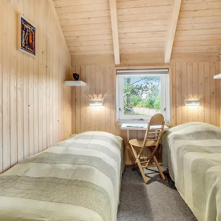 4 Bedroom Lovely In